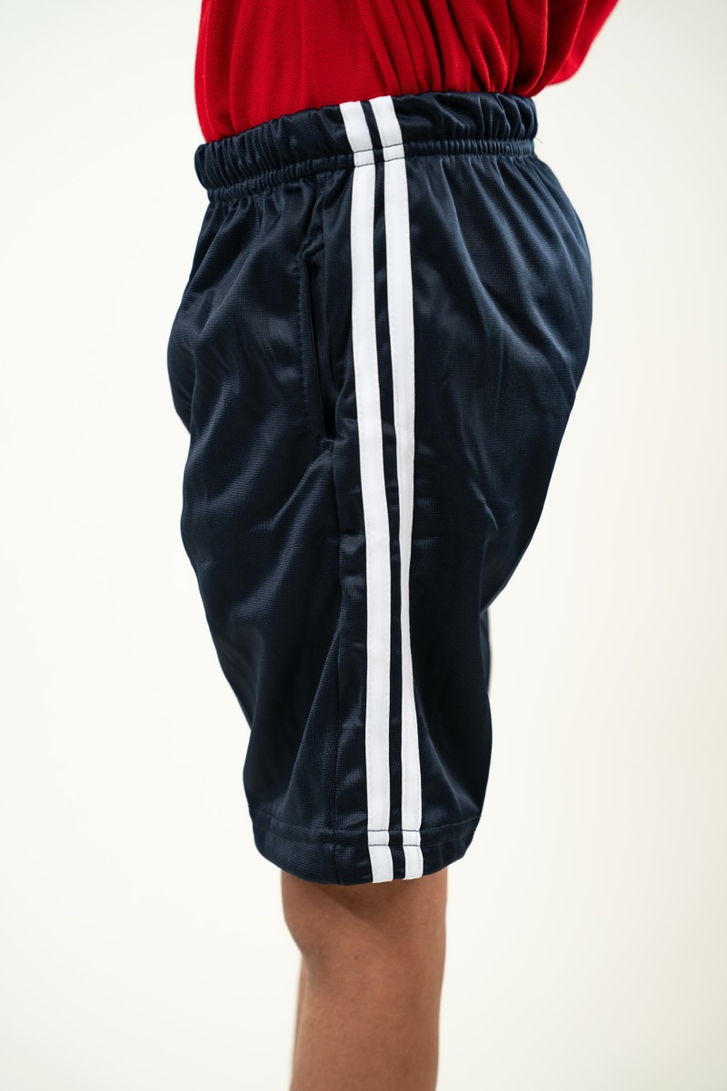 Short Escolar — vista alternativa